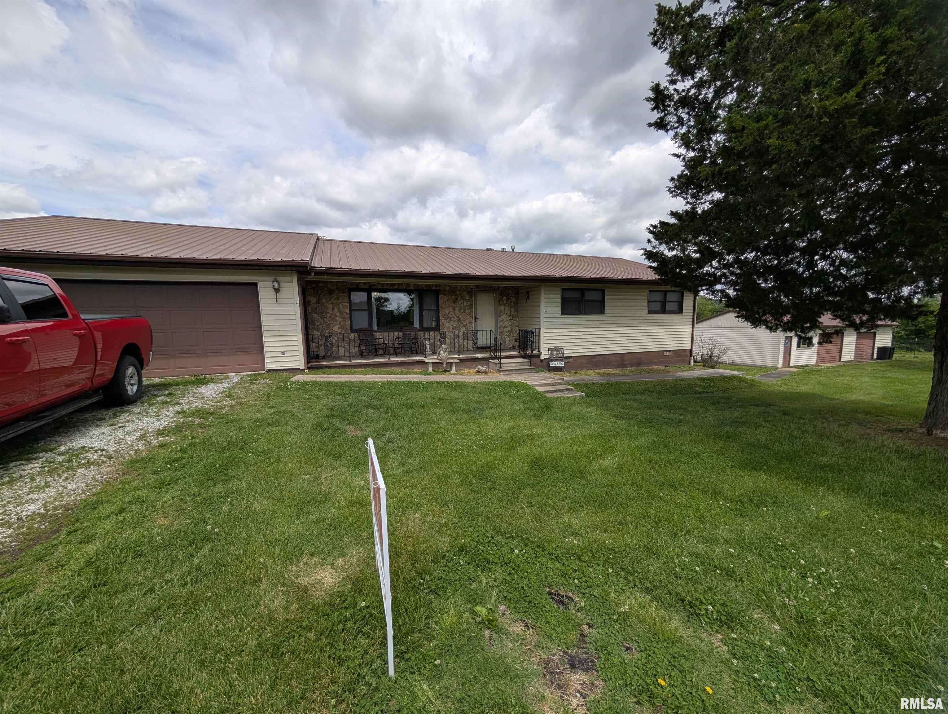 6 Kirk Drive Cave In Rock, IL 62919 - Photo 3 of 26