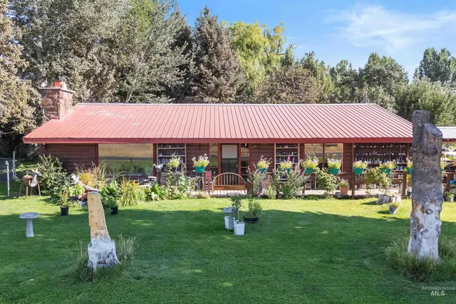 $325,000 | 1521 North 2284 East, Rogerson, ID 83302