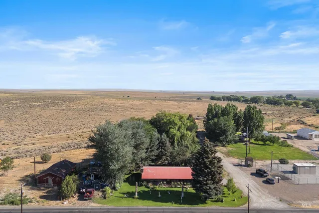 $325,000 | 1521 North 2284 East, Rogerson, ID 83302