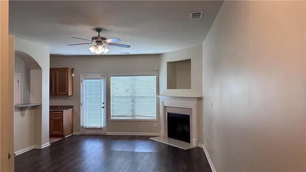 $2,025 | 283 Oakland Hills Way, Lawrenceville, GA 30044