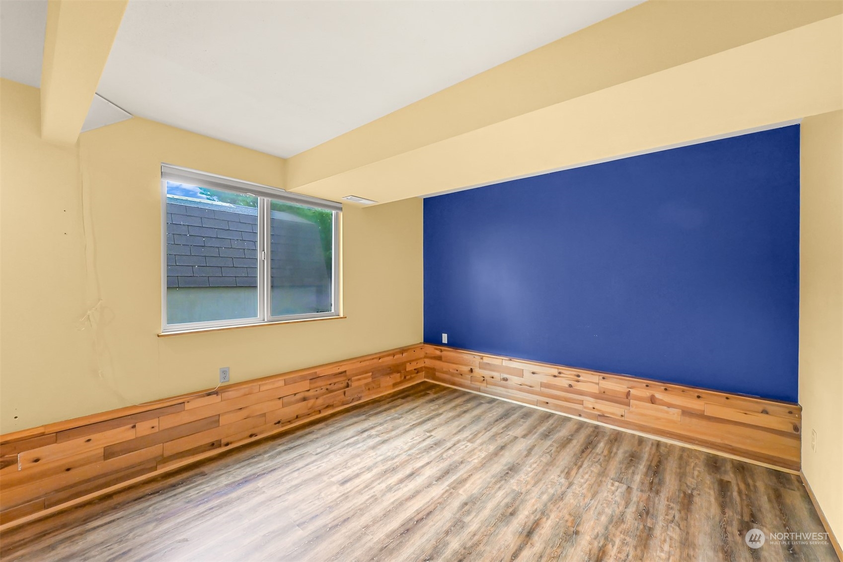 2400 View Ridge Drive Bellingham, WA 98229 - Photo 29 of 39 a view of an empty room