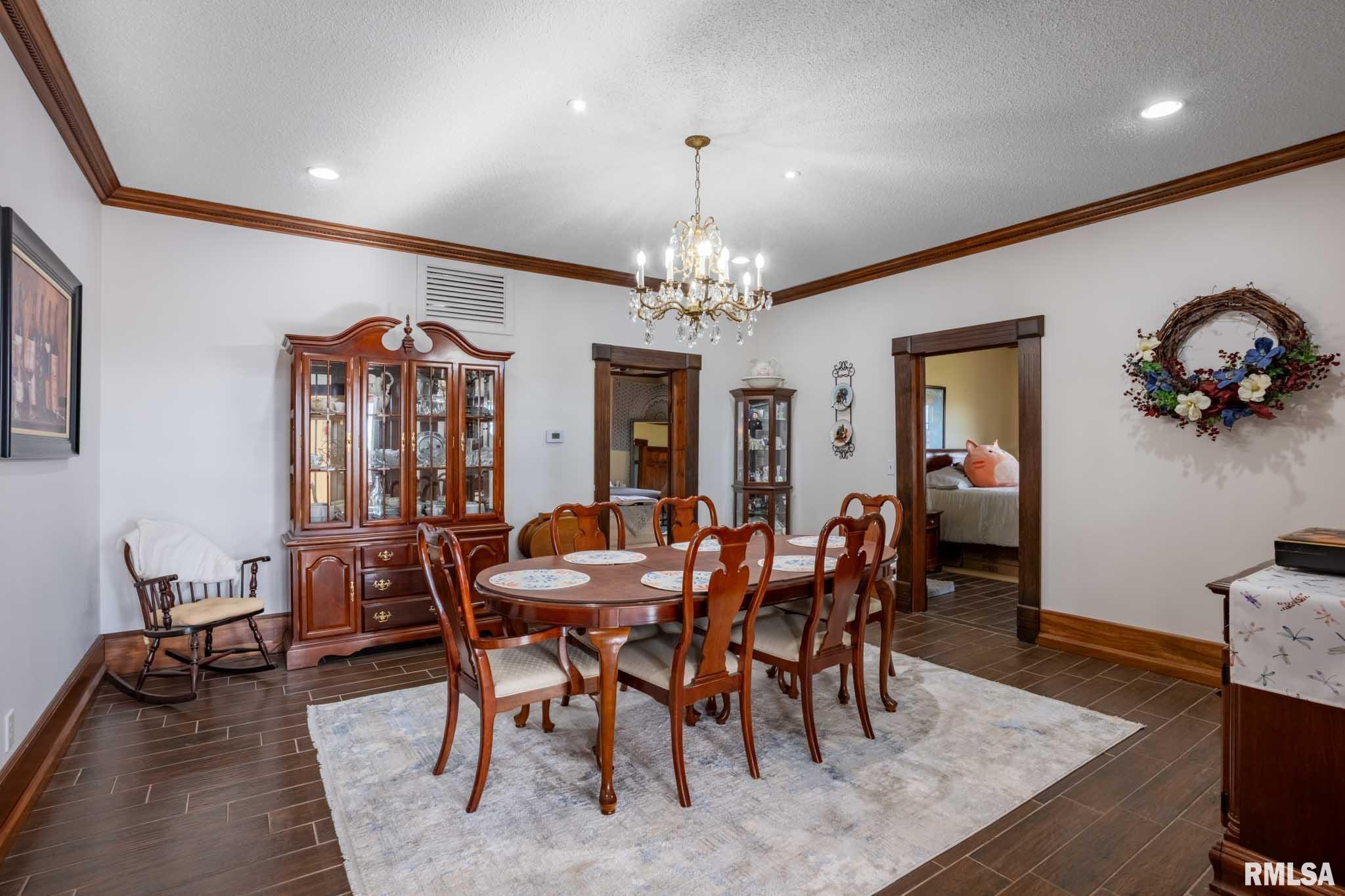 3235 Crossroad School Road Eldorado, IL 62930 - Photo 13 of 68