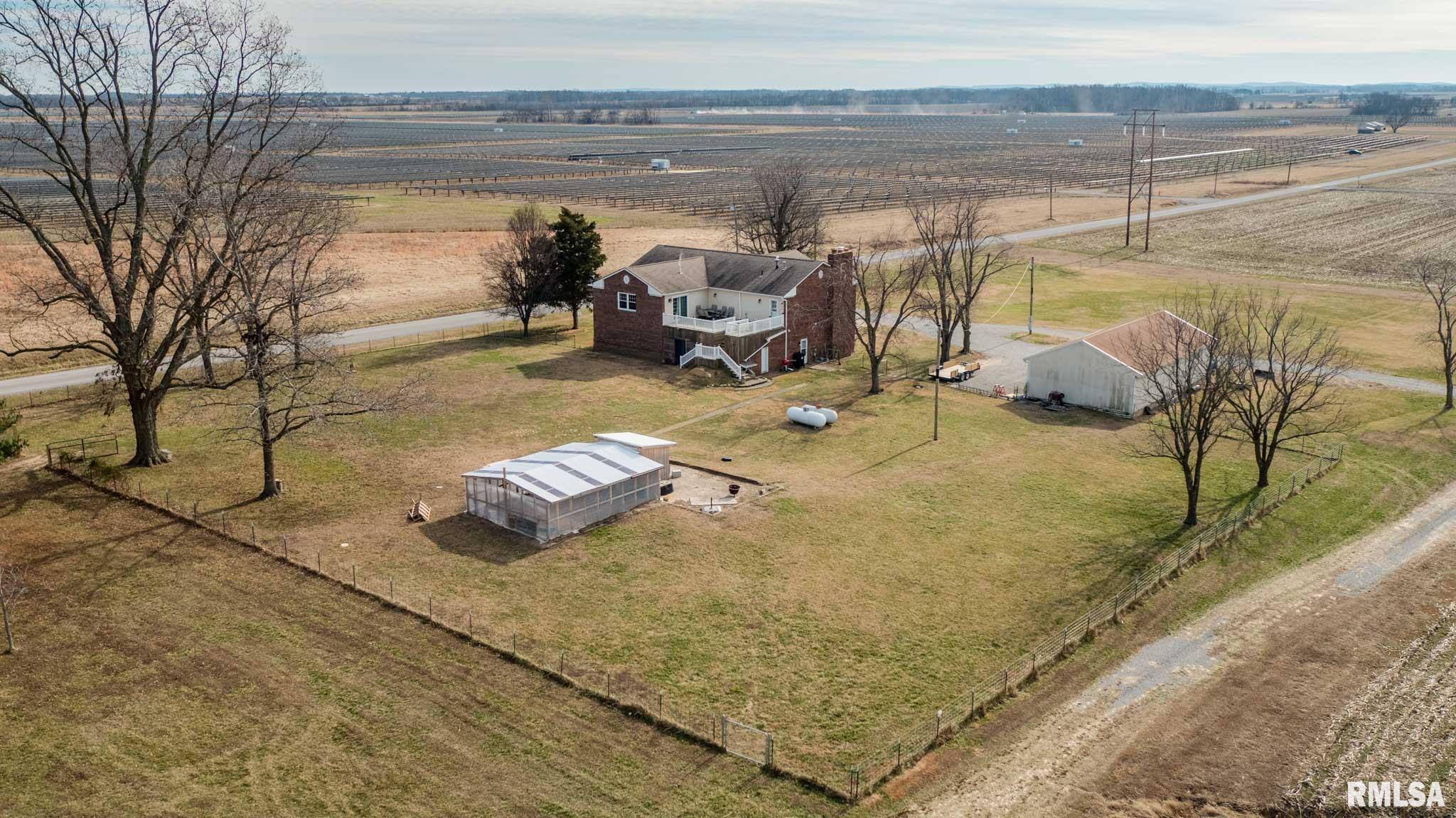 3235 Crossroad School Road Eldorado, IL 62930 - Photo 45 of 68