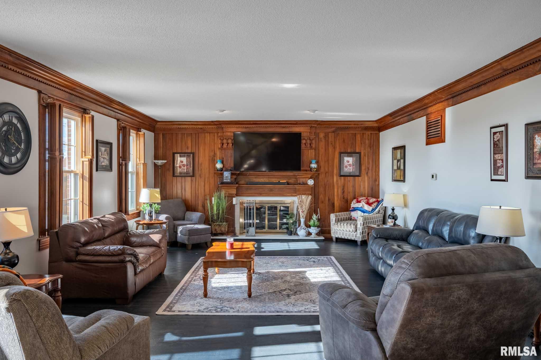 3235 Crossroad School Road Eldorado, IL 62930 - Photo 8 of 68