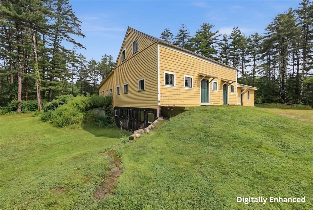 5 Meadowbrook Road Amesbury, MA 01913 - Photo 6 of 42 Gallery Image 6