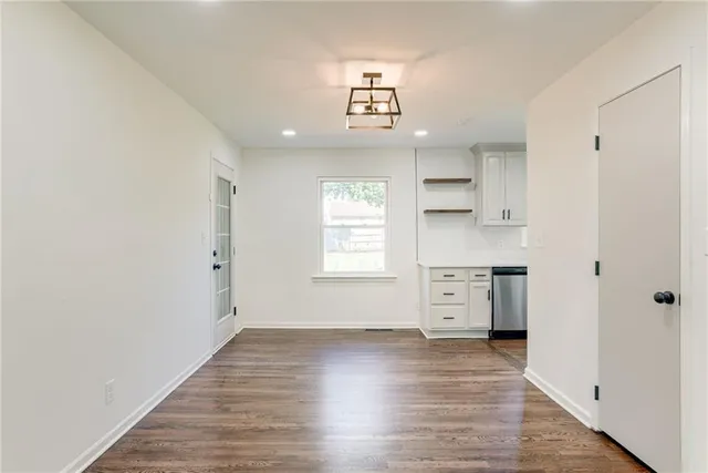 $379,000 | 3320 North Mohawk Lane, Kansas City, MO 64116