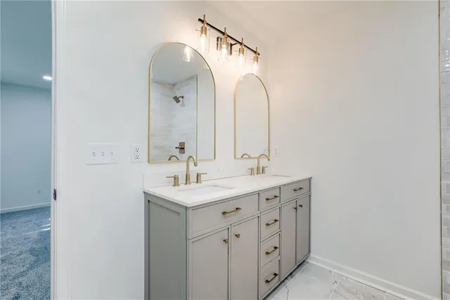 $379,000 | 3320 North Mohawk Lane, Kansas City, MO 64116