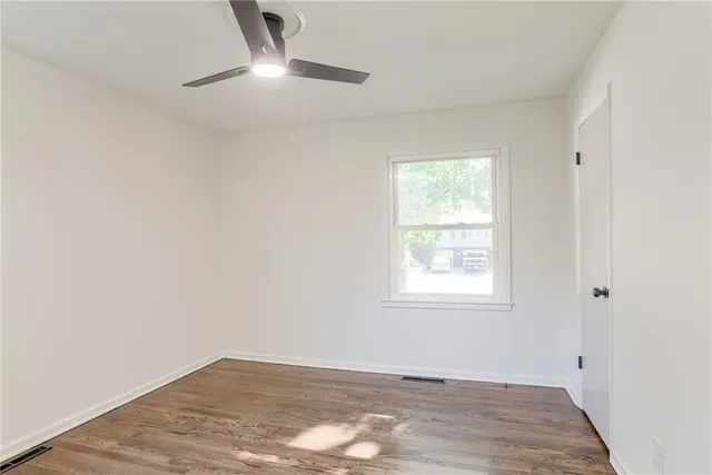 $379,000 | 3320 North Mohawk Lane, Kansas City, MO 64116