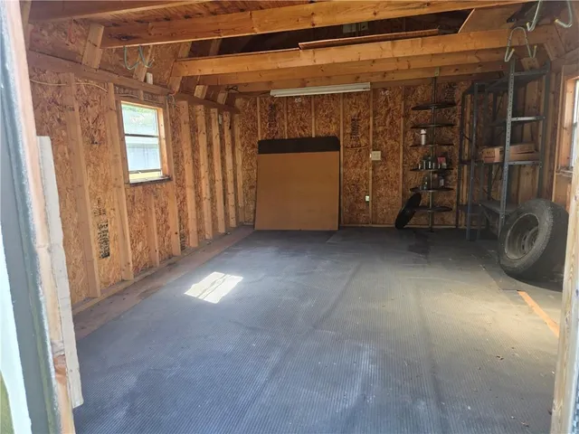 $379,000 | 3320 North Mohawk Lane, Kansas City, MO 64116