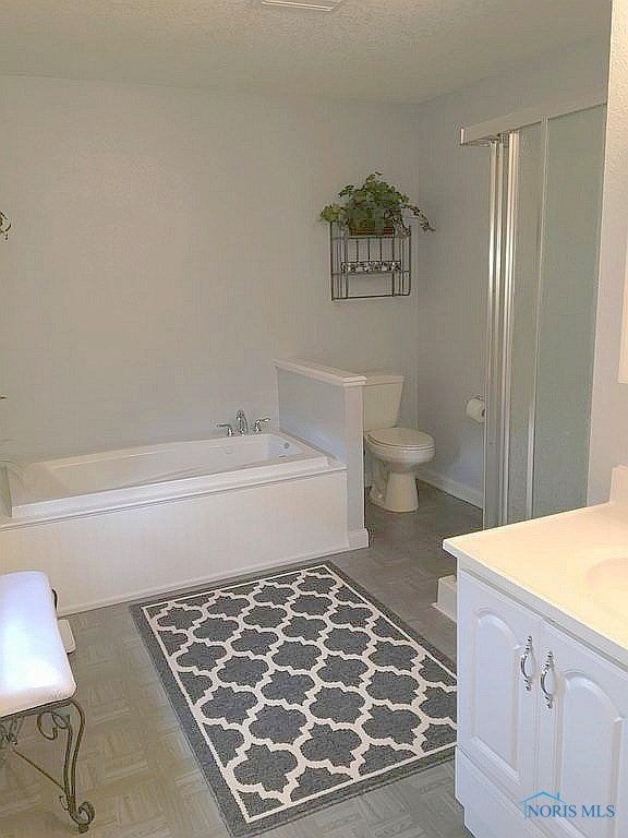517 Thackeray Road Maumee, OH 43537 - Photo 17 of 23 Gallery Image 17