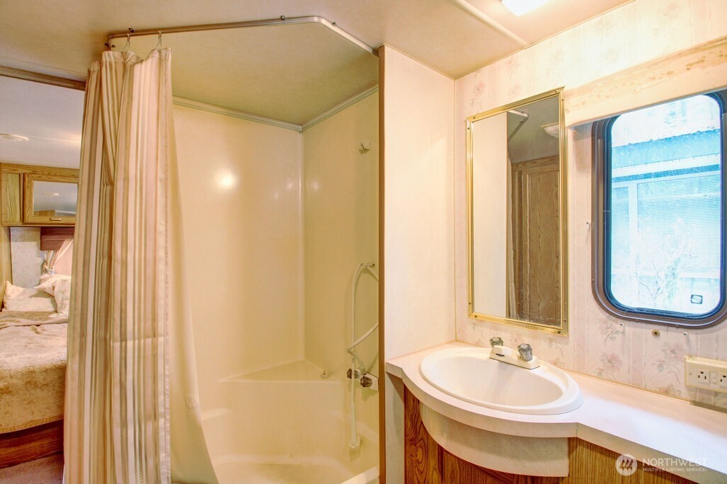 149-1 Goldrush Road Deming, WA 98244 - Photo 10 of 30 Gallery Image 10