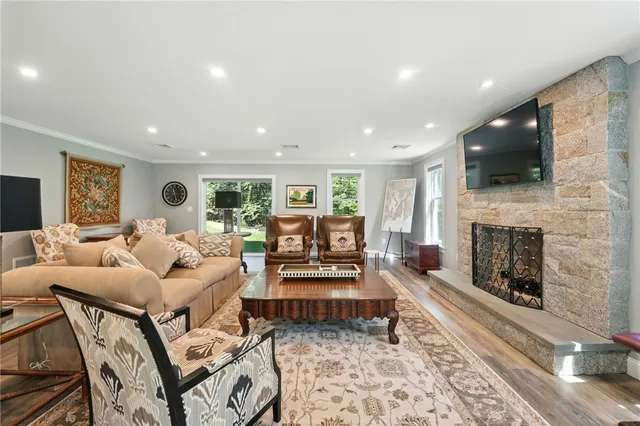 $2,345,000 | 25 Rock Way, East Greenwich, RI 02818