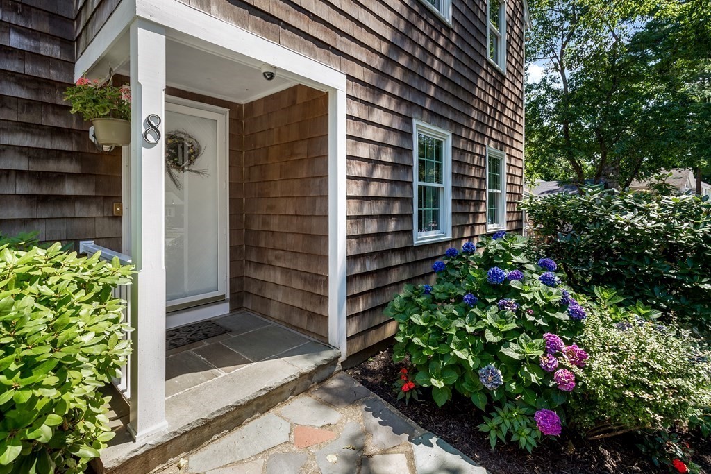 8 Locksley Road Lynnfield, MA 01940 - Photo 27 of 29 Gallery Image 27