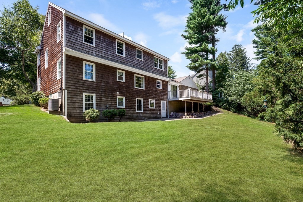 8 Locksley Road Lynnfield, MA 01940 - Photo 28 of 29 Gallery Image 28