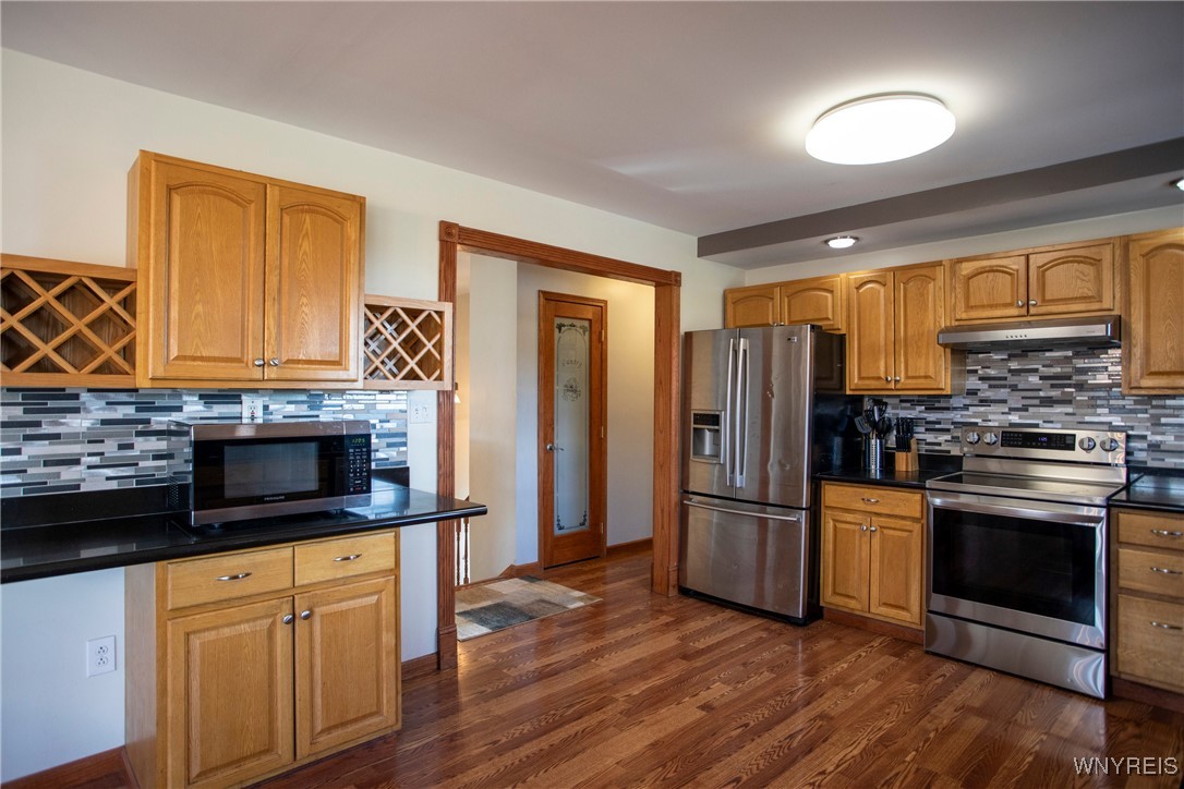 5984 Brown Hill Road Concord, NY 14025 - Photo 8 of 33