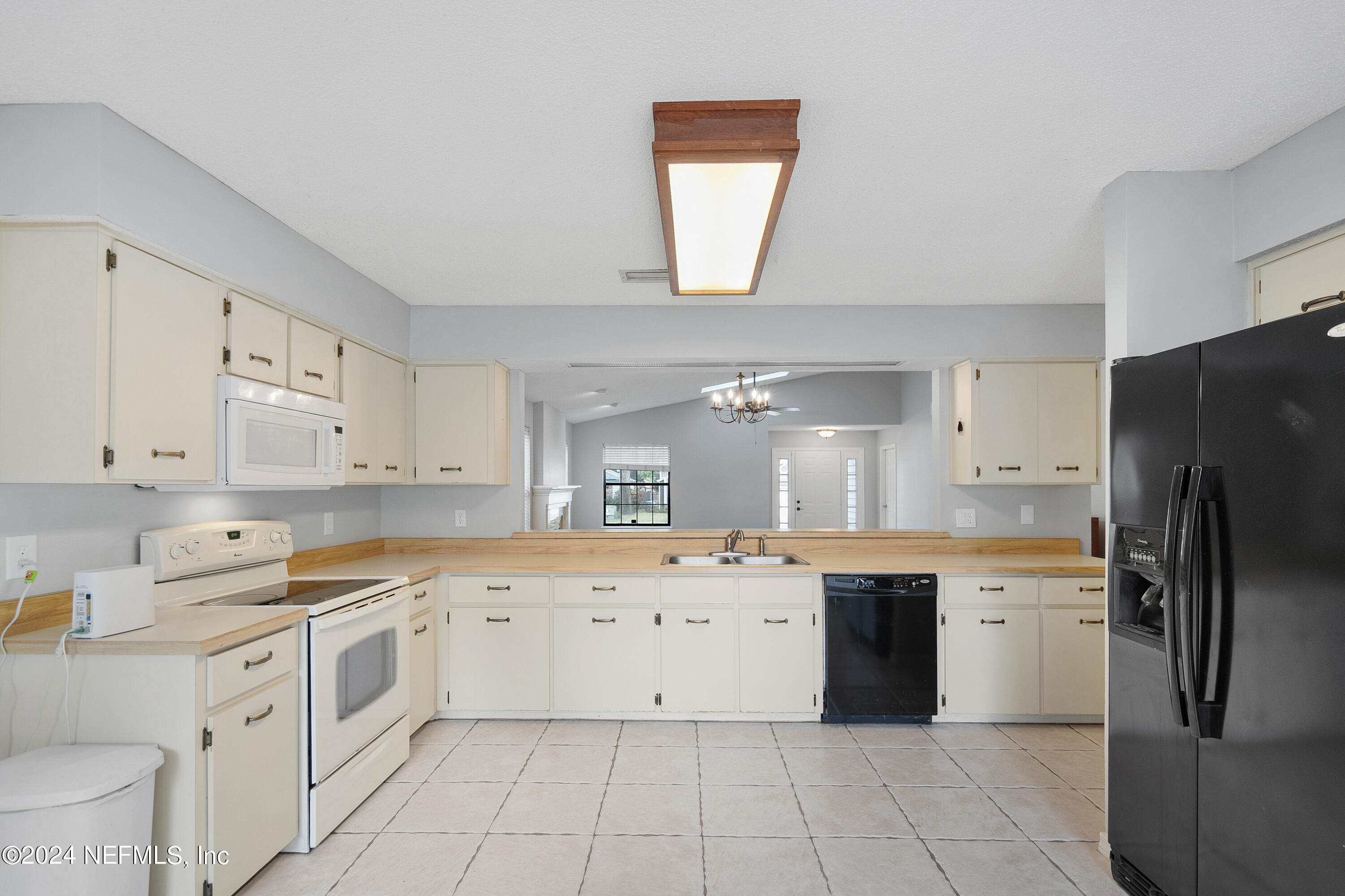 5458 Fort Caroline Road Jacksonville, FL 32277 - Photo 4 of 32 Kitchen