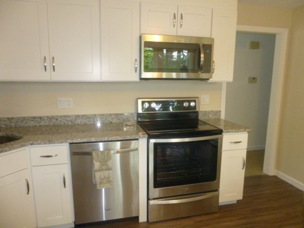 7 Sunrise Road Foxboro, MA 02035 - Photo 5 of 30