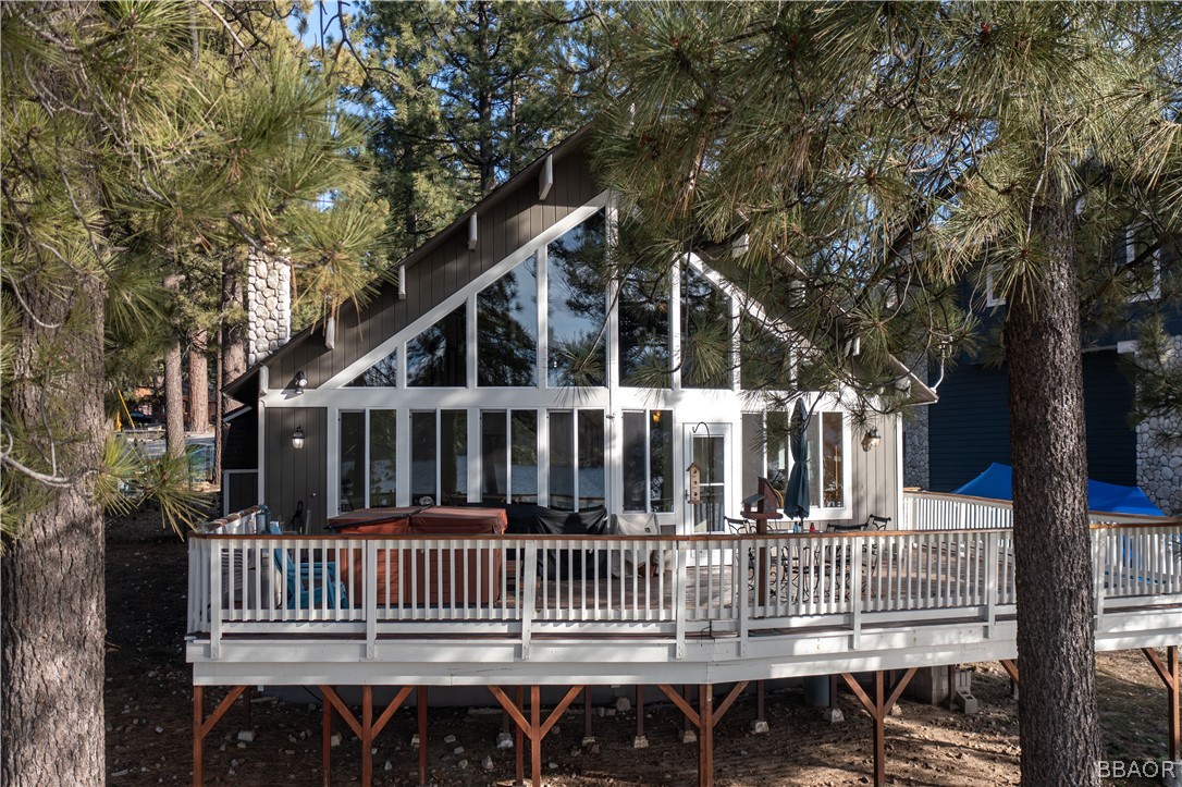136 Round Drive Big Bear Lake, CA 92315 - Photo 31 of 45 a view of a house with a deck