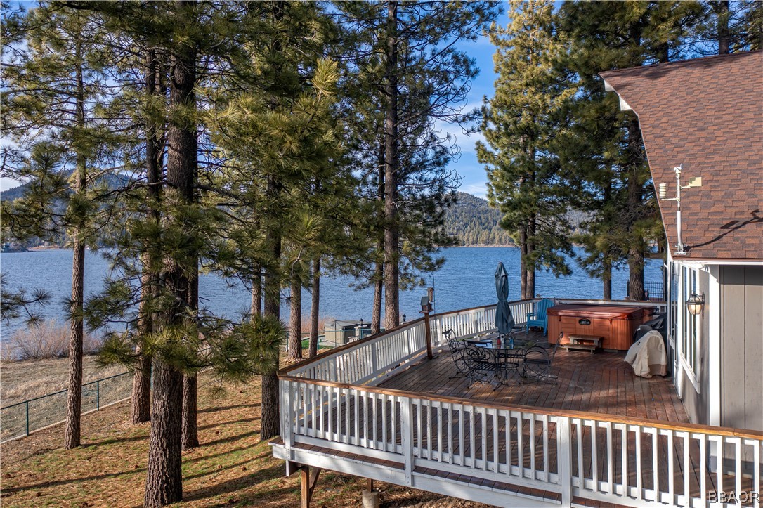 136 Round Drive Big Bear Lake, CA 92315 - Photo 33 of 45 a view of street from balcony