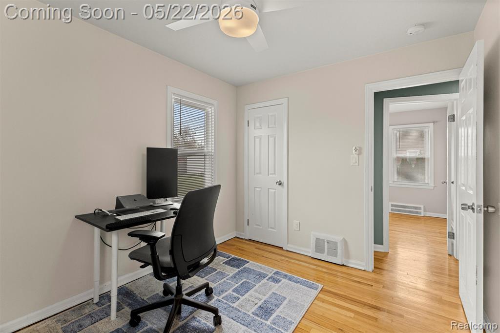 3230 Harding Street Dearborn, MI 48124 - Photo 23 of 42