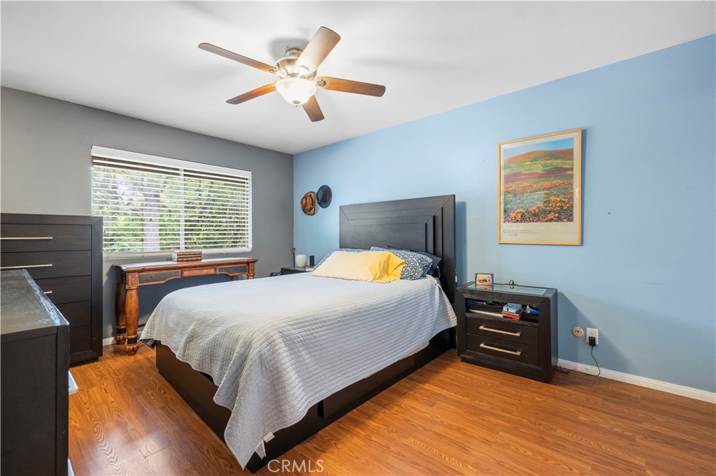 24835 Apple Street, Unit F Newhall, CA 91321 - Photo 4 of 39
