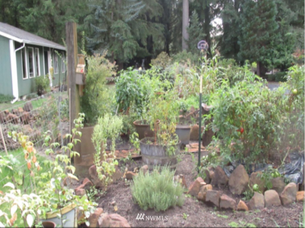 5422 Gifford Road Southwest Olympia, WA 98512 - Photo 2 of 25 Gallery Image 2