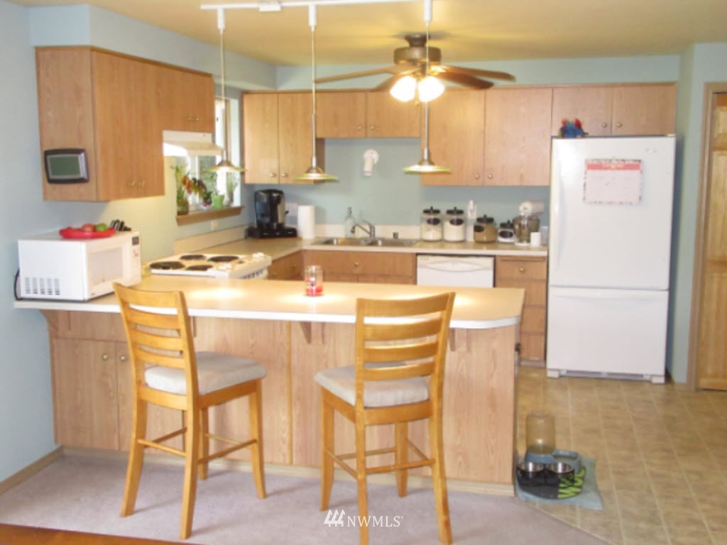 5422 Gifford Road Southwest Olympia, WA 98512 - Photo 11 of 25 Gallery Image 11