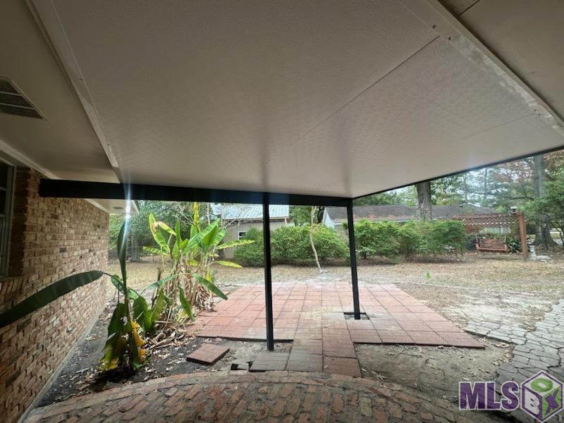 5055 Inniswold Road Baton Rouge, LA 70809 - Photo 3 of 17