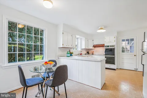 $975,000 | 11914 Goya Drive, Potomac, MD 20854