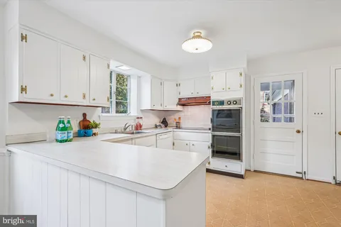 $975,000 | 11914 Goya Drive, Potomac, MD 20854