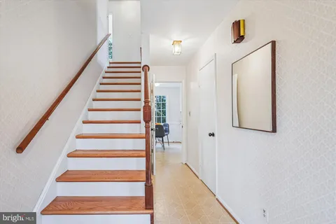 $975,000 | 11914 Goya Drive, Potomac, MD 20854