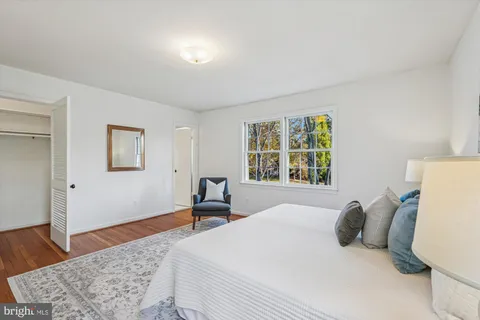 $975,000 | 11914 Goya Drive, Potomac, MD 20854