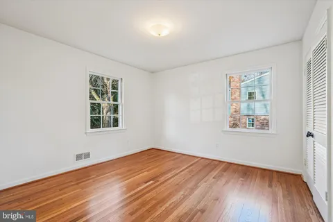 $975,000 | 11914 Goya Drive, Potomac, MD 20854