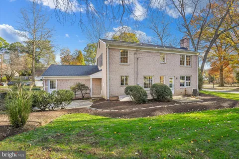 $975,000 | 11914 Goya Drive, Potomac, MD 20854