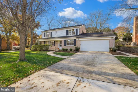 $975,000 | 11914 Goya Drive, Potomac, MD 20854