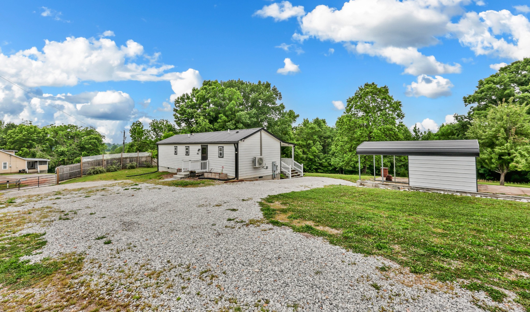 3467 Luther Ragan Road Palmyra, TN 37142 - Photo 7 of 28