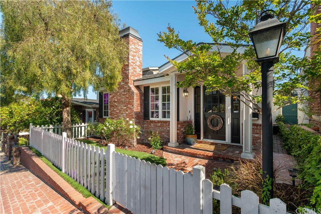 528 24th Street Manhattan Beach, CA 90266 - Photo 1 of 29 Picture perfect beach home