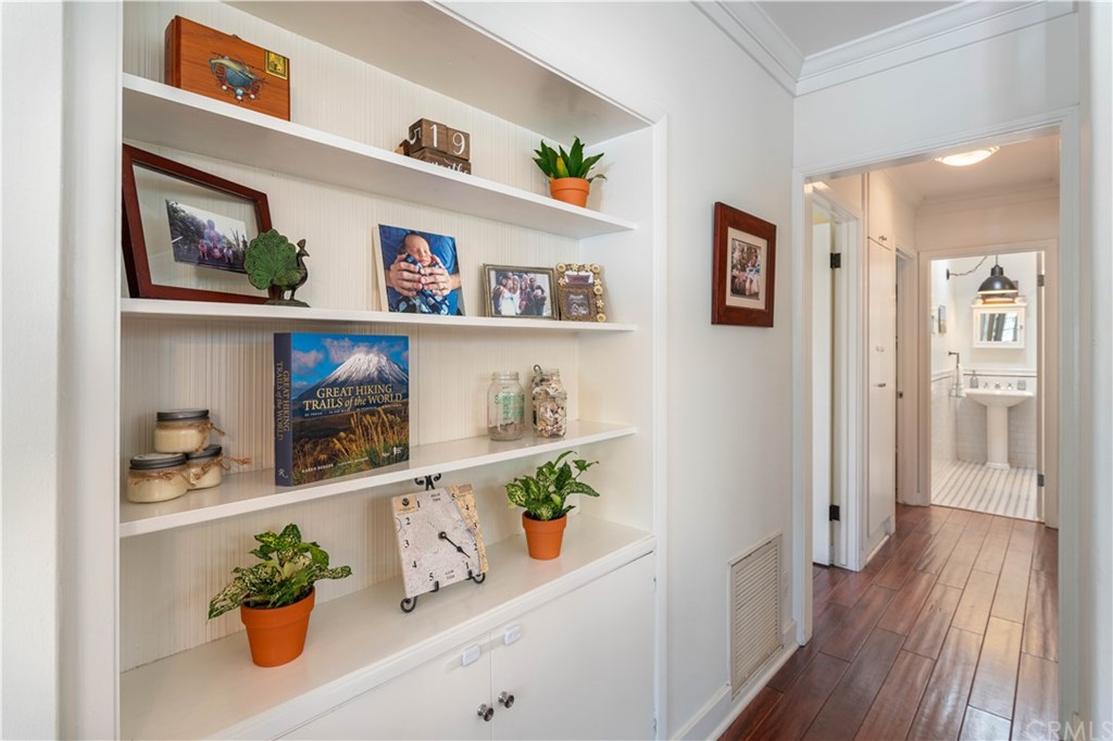 528 24th Street Manhattan Beach, CA 90266 - Photo 11 of 29