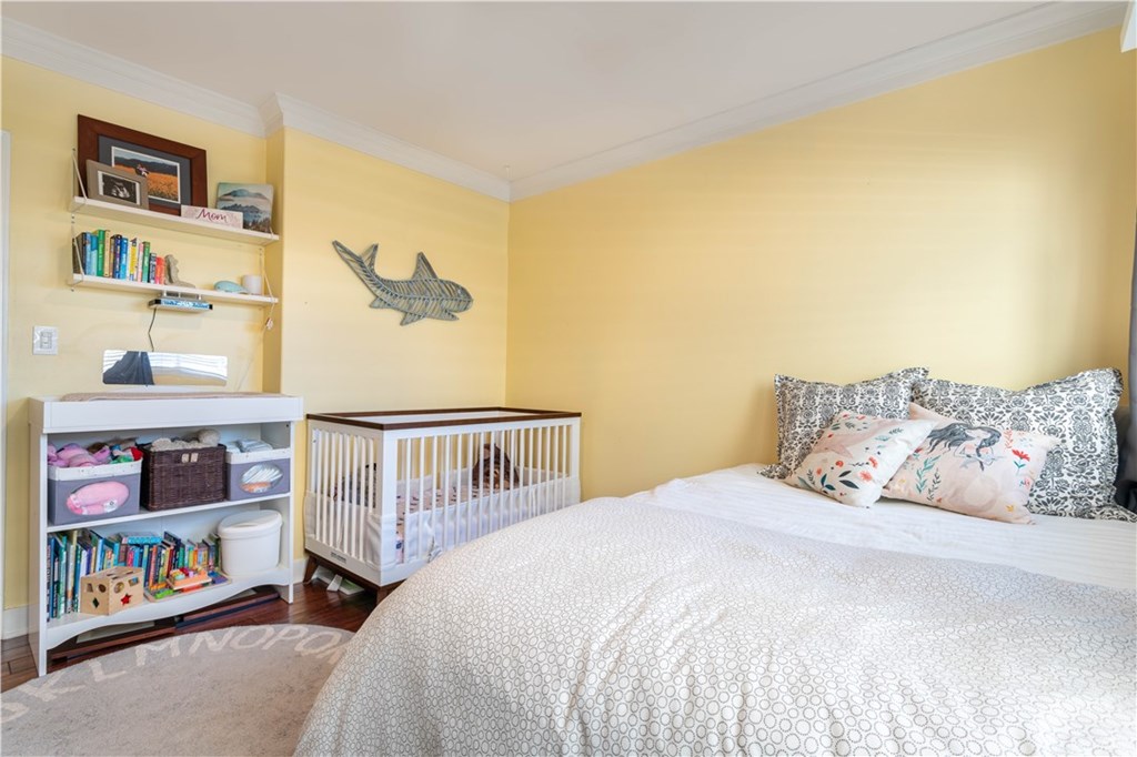 528 24th Street Manhattan Beach, CA 90266 - Photo 17 of 29 Bedroom 2