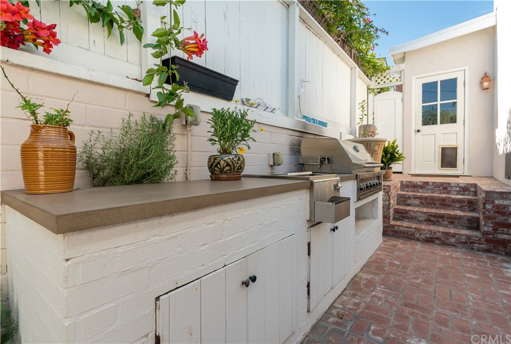 528 24th Street Manhattan Beach, CA 90266 - Photo 19 of 29