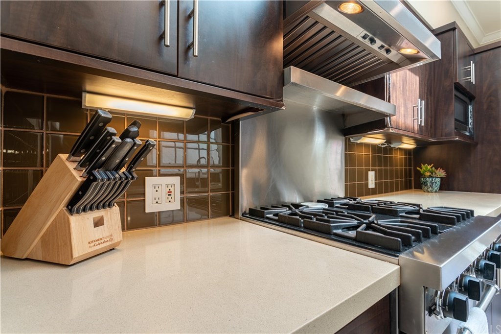 528 24th Street Manhattan Beach, CA 90266 - Photo 10 of 29