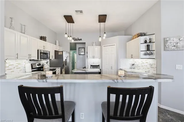 $575,500 | 3236 Potomac Court, Naples, FL 34120