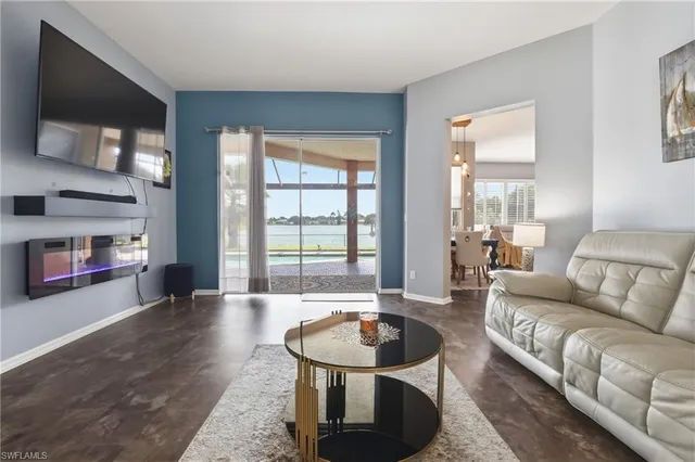 $575,500 | 3236 Potomac Court, Naples, FL 34120