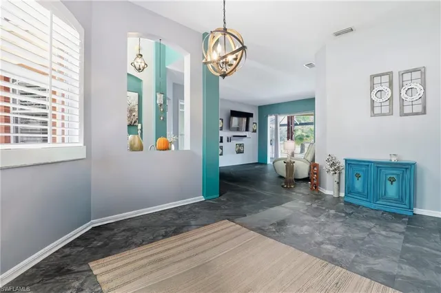 $575,500 | 3236 Potomac Court, Naples, FL 34120