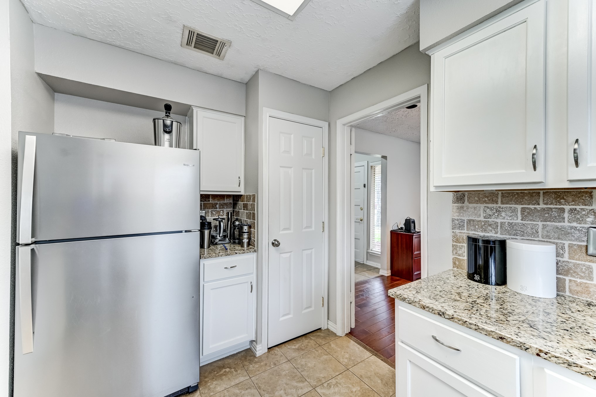 2507 Whispering Springs Drive Spring, TX 77373 - Photo 19 of 44