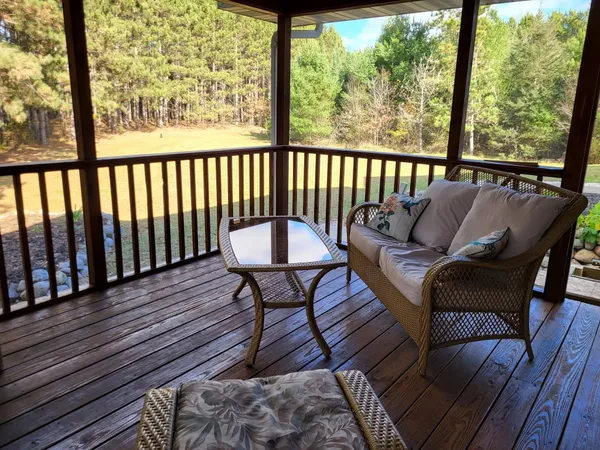 $689,900 | E1400 Stratton Lake Road, Waupaca, WI 54981