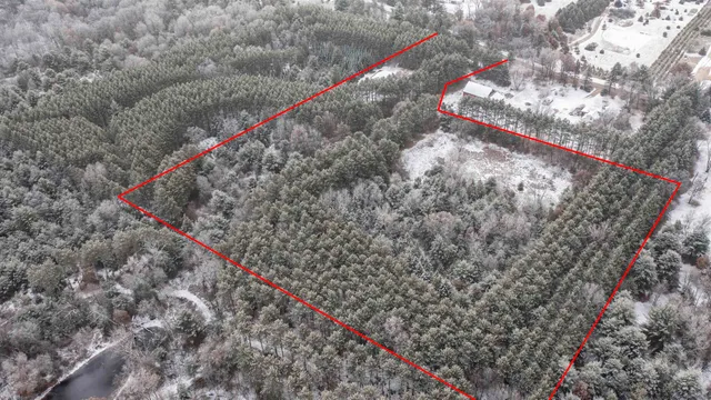 $689,900 | E1400 Stratton Lake Road, Waupaca, WI 54981