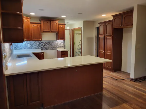 $689,900 | E1400 Stratton Lake Road, Waupaca, WI 54981