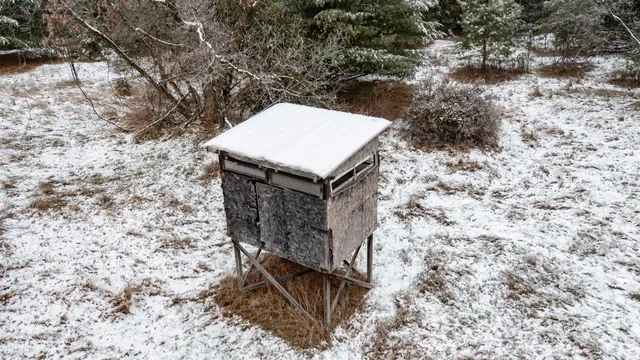 $689,900 | E1400 Stratton Lake Road, Waupaca, WI 54981