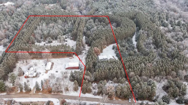 $689,900 | E1400 Stratton Lake Road, Waupaca, WI 54981